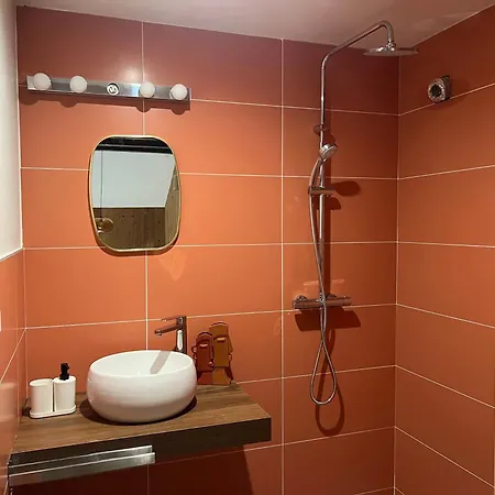 La Cle Des Champs - Le Numero 7 - Jacuzzi Daire